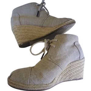 Toms beige espadrille wedge shoes canvas size 6.5